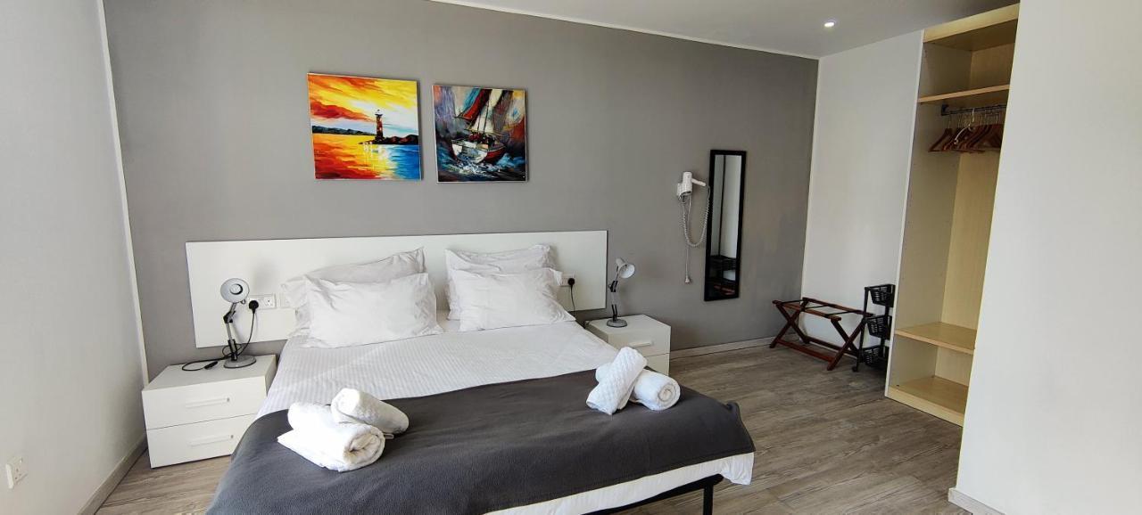 Villa Arjuza - Private Self Catering Bedrooms With Bathroom Is-Swieqi Ngoại thất bức ảnh