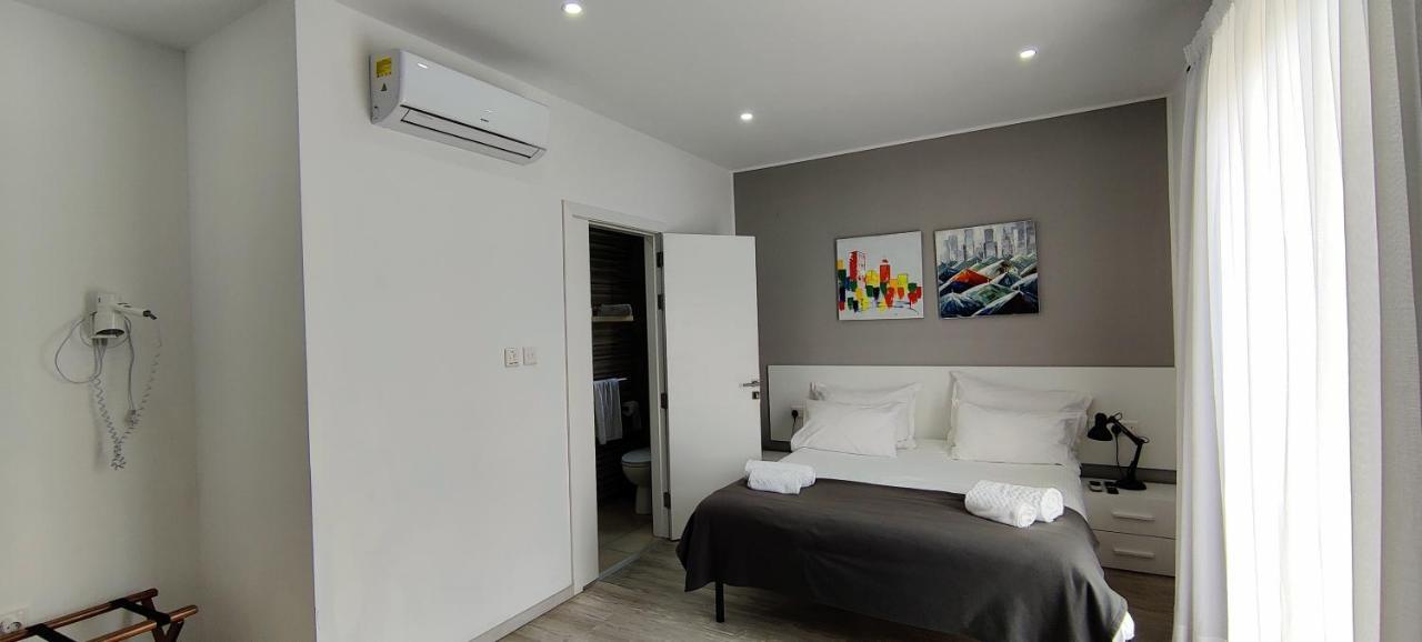 Villa Arjuza - Private Self Catering Bedrooms With Bathroom Is-Swieqi Ngoại thất bức ảnh